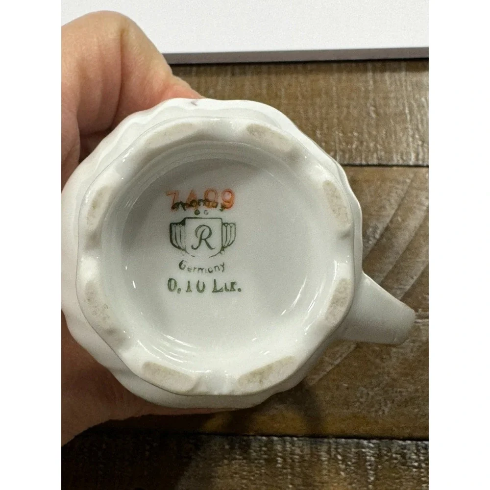 Thomas Rosenthol Germany Creamer - Porcelain
